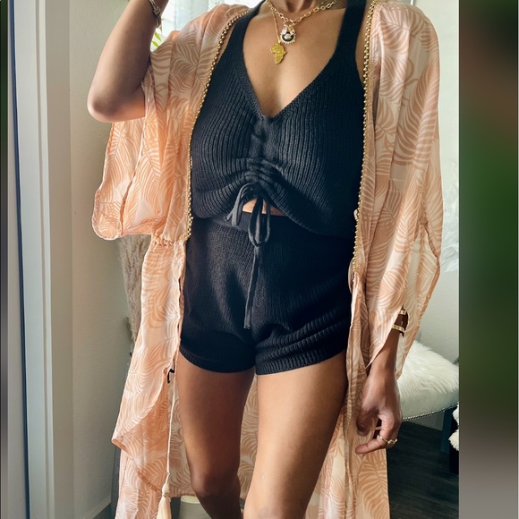 Black Two Piece Draw String Knit Shorts Set Medium - Picture 3 of 7